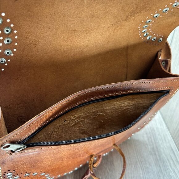 Vintage Studded Shoulder Purse Tassel Flap Adjustable Leather Brown - Picture 9 of 13